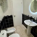 Kaila's * Tirana